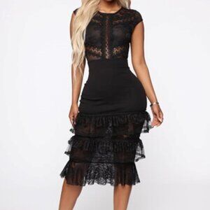Fashion Nova Black Lace Dress (Med)